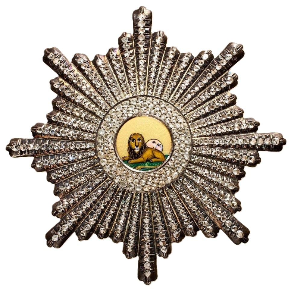 Fake Order of the Lion and Sun breast star.jpg