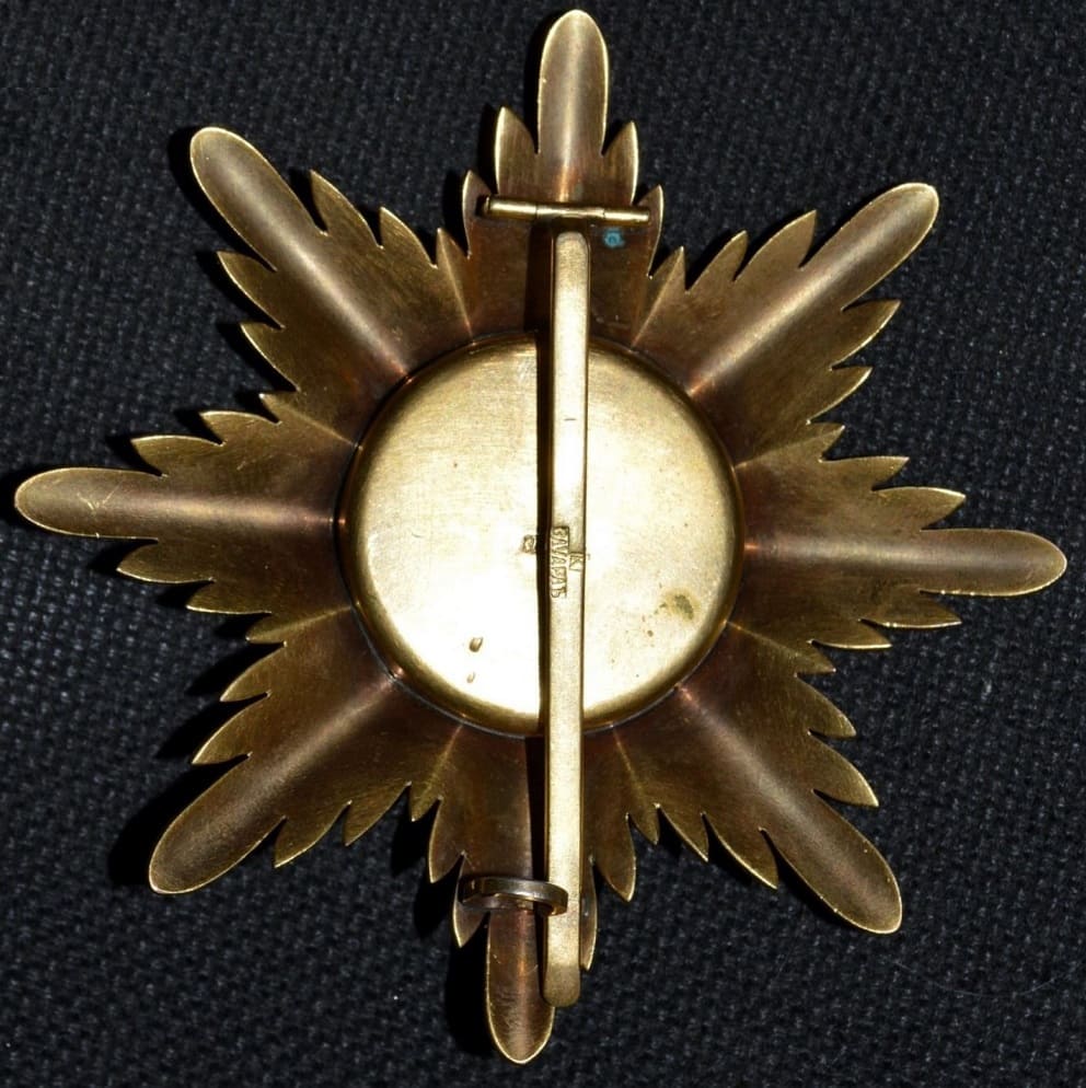 Fake  Order of the White Eagle breast star.jpg
