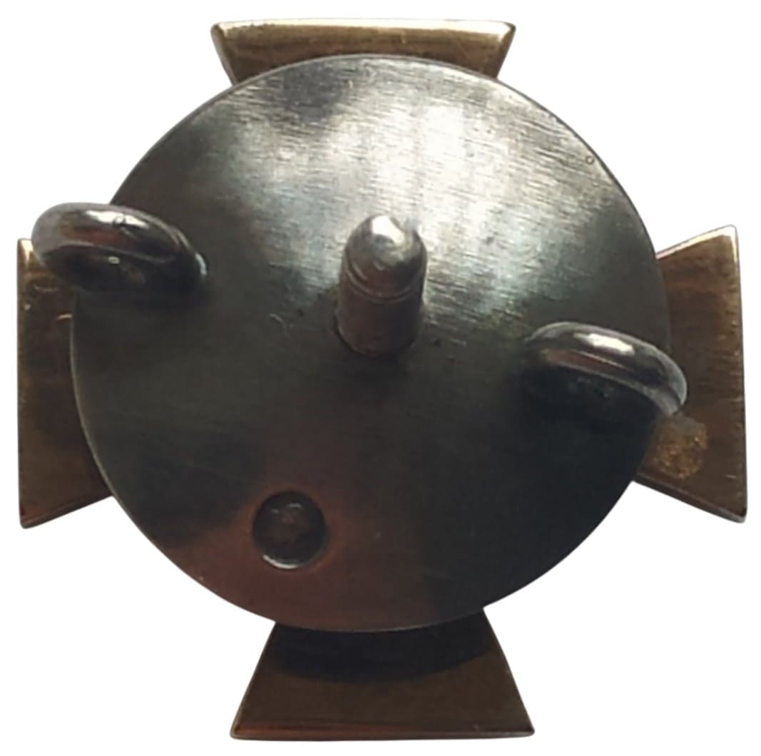 Fake screw plate.jpeg