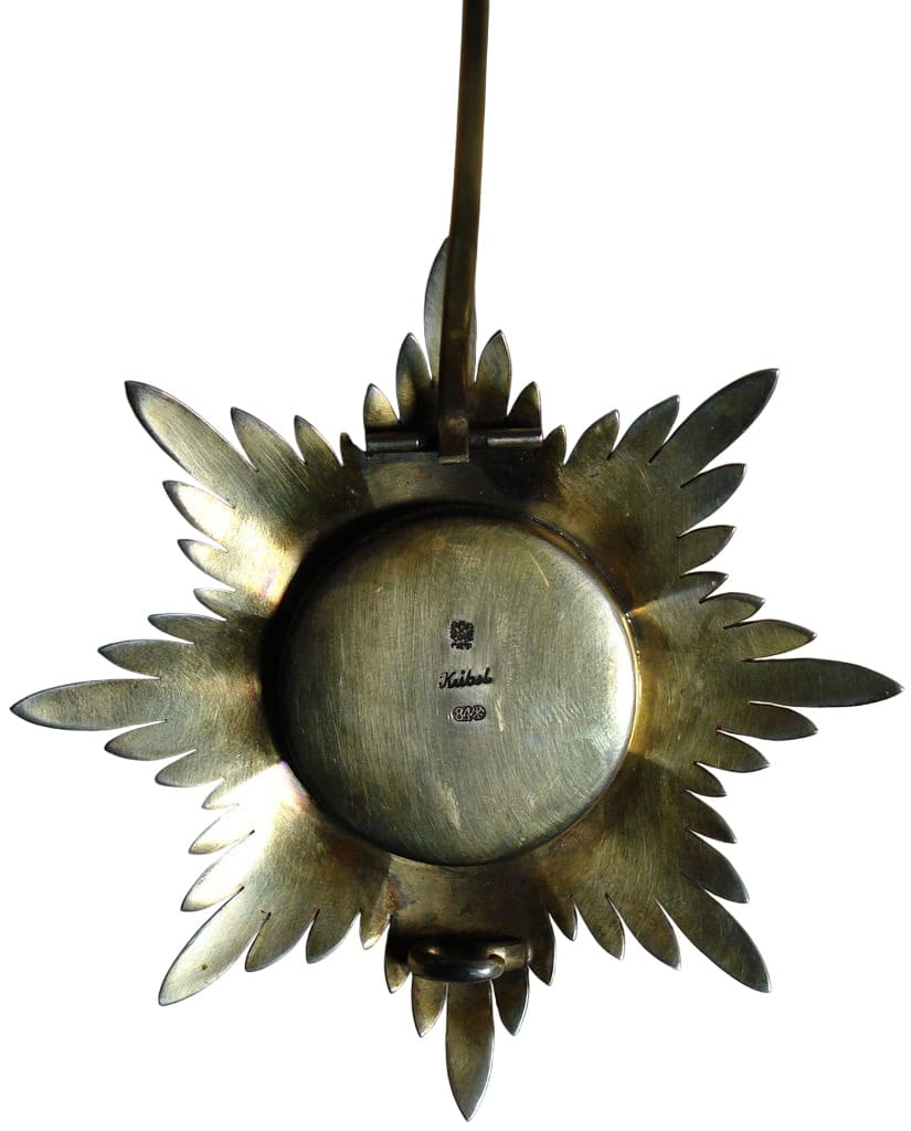 Fake St. Anna order breast star.jpg