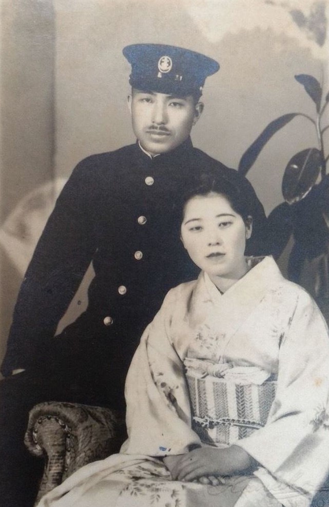 Family Photo  of Japanese Navy Officer.jpg