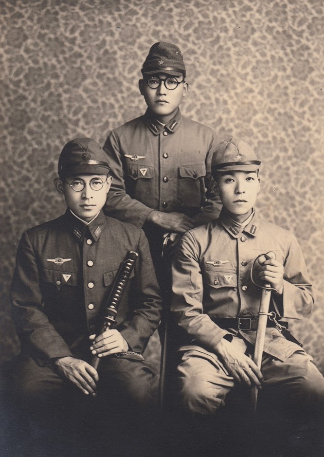 Flight Personnel  Breast Badge (a.k.a. Special Air Force Breast Badge) 空中勤務者胸章.jpg