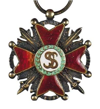 Фрачная копия ордена Святого  Станислава с мечами.jpg