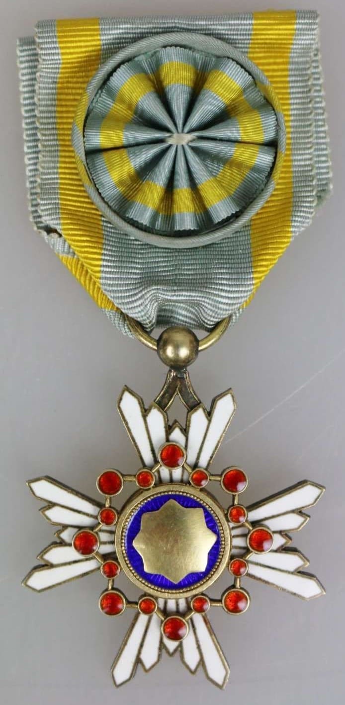 French-made 4th class Sacred Treasure order.jpg