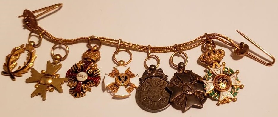 French Miniature Chain with Sacred Treasure Order-.jpg
