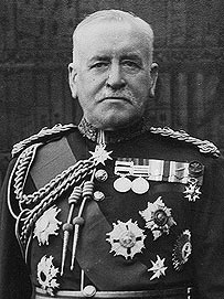 Gen-sir-charles-monro.jpg