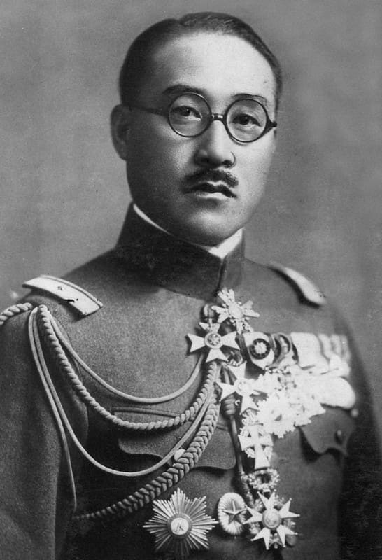General Toshinari Maeda 前田利為侯爵陸軍中将.jpg