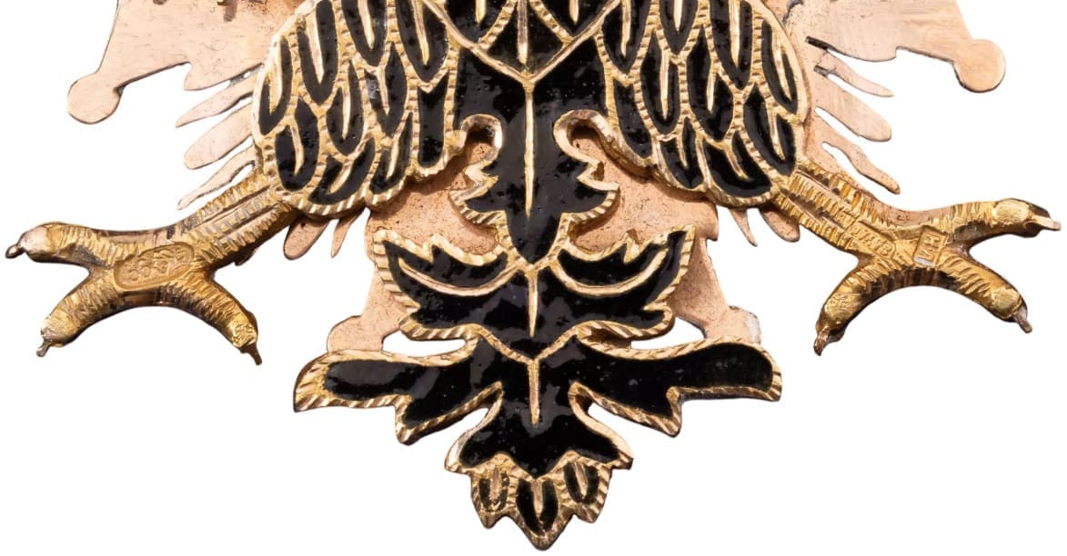 Gold hallmark and maker mark.jpg