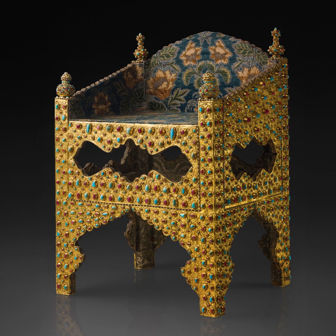 Golden throne of Russian Tsar.jpg