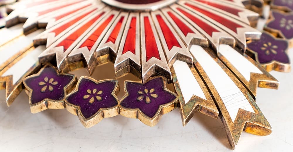 Grand Cordon of  the Order of the Paulownia  Flowers breast star.jpg