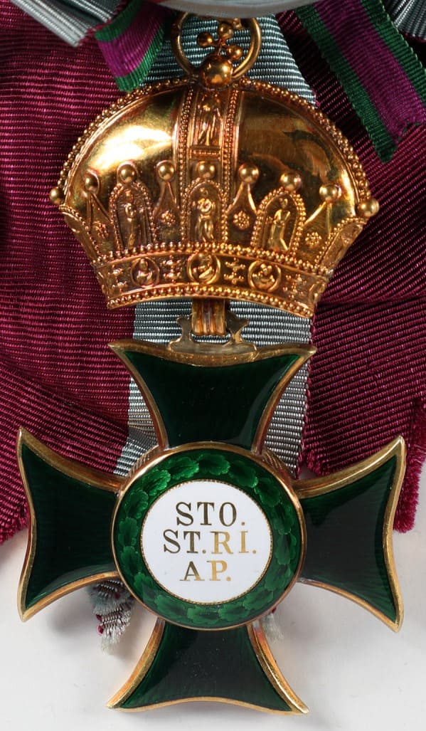 Grand Cross Fake Order of Saint Stephen  of Hungary made by Rothe.jpg