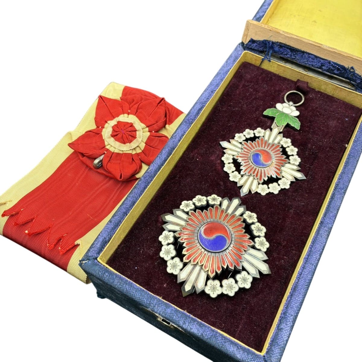 Grand Order of the Plum Blossoms.jpeg