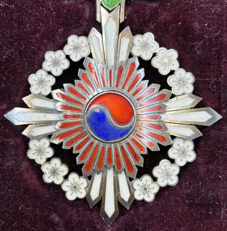Grand  Order of the Plum Blossoms.jpg