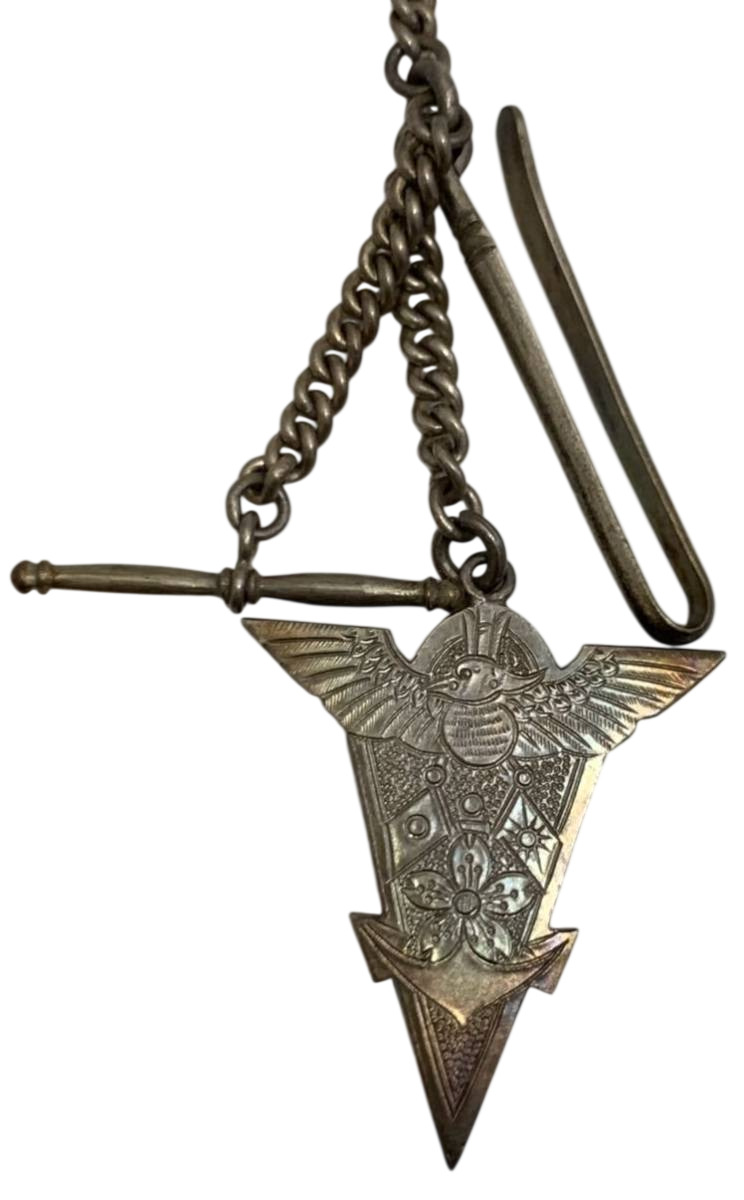 Great East Asian War Commemorative Badge.jpg