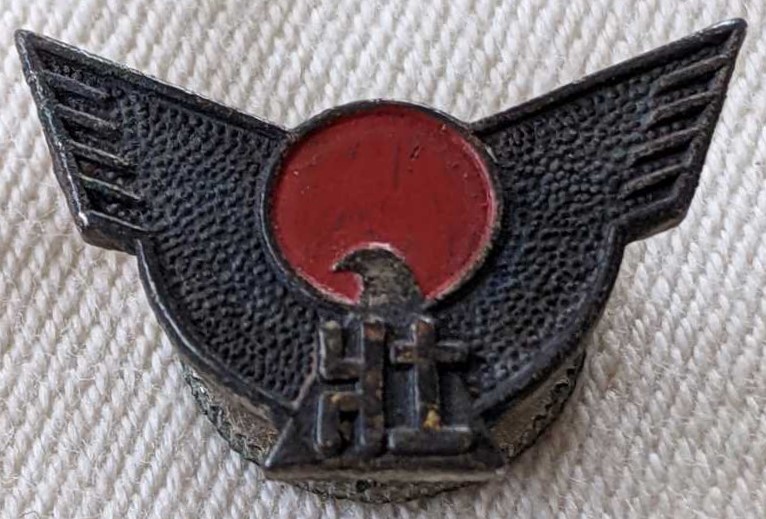 Greater Japan Imperial Rule Assistance Young Adults' Corps Membership Badge.jpg