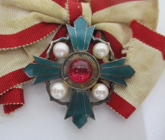 Green Cross Traffic Safety Honor Badge  made by Akiba workshop.jpg Green Cross Traffic Safety Honor Badge  made by Akiba workshop.jpg