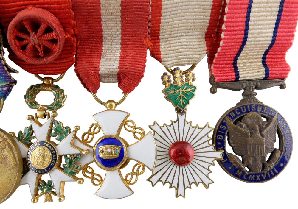 Group of miniatures with Rising  Sun order.jpg