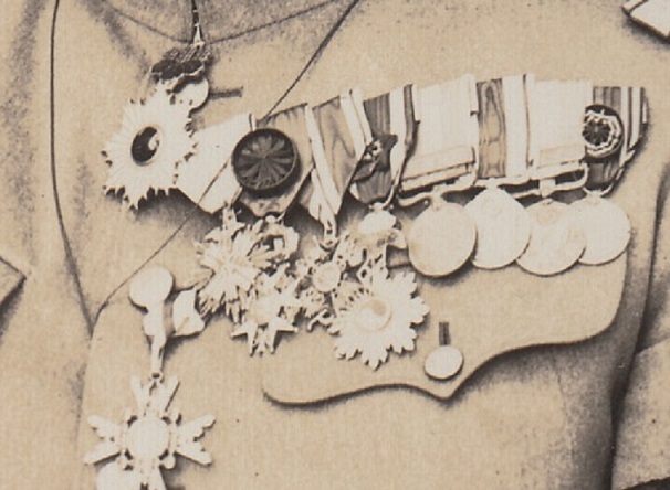 Guards  Major general with Korean and Russian Orders.jpg