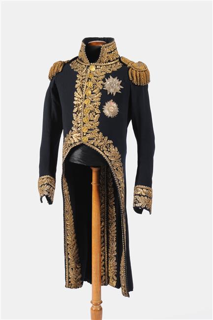 Habit de grand uniforme du maréchal Davout.jpg