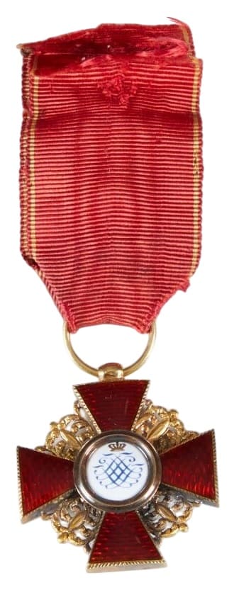 Halley-made miniature of  2nd class Saint Anna order.jpg