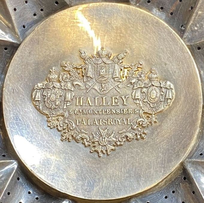 Halley plaque.jpg