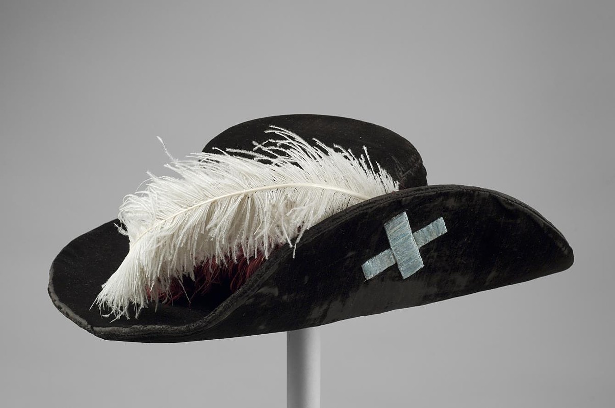 Hat of the Grand master of  ceremonies of the Unified Cavalier Order of the All-Russian Empire..jpg