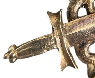 Hilt obverse.jpg