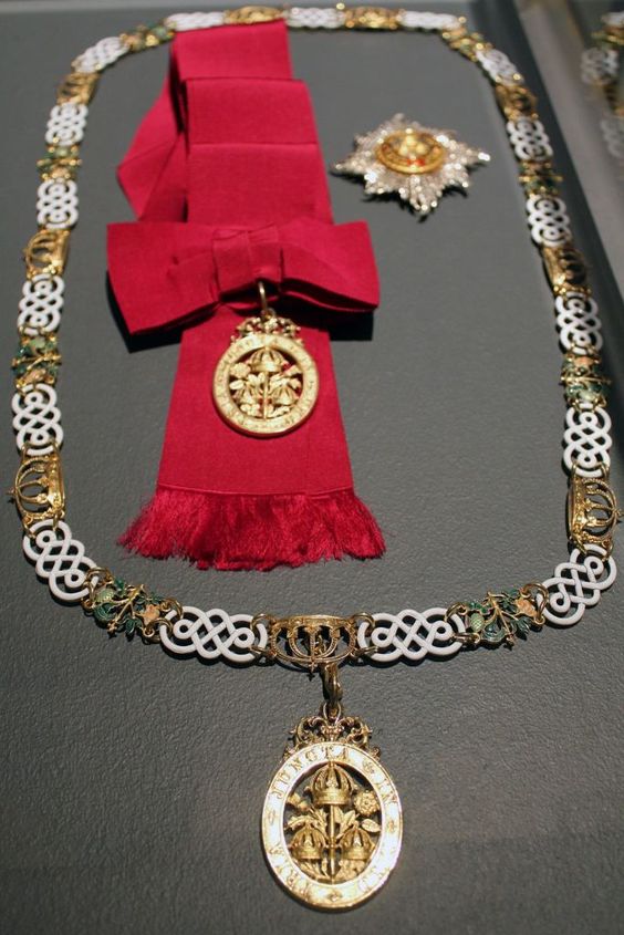 Honorary Dame Grand Cross of the Order of the Bath (25 June 1990).jpg