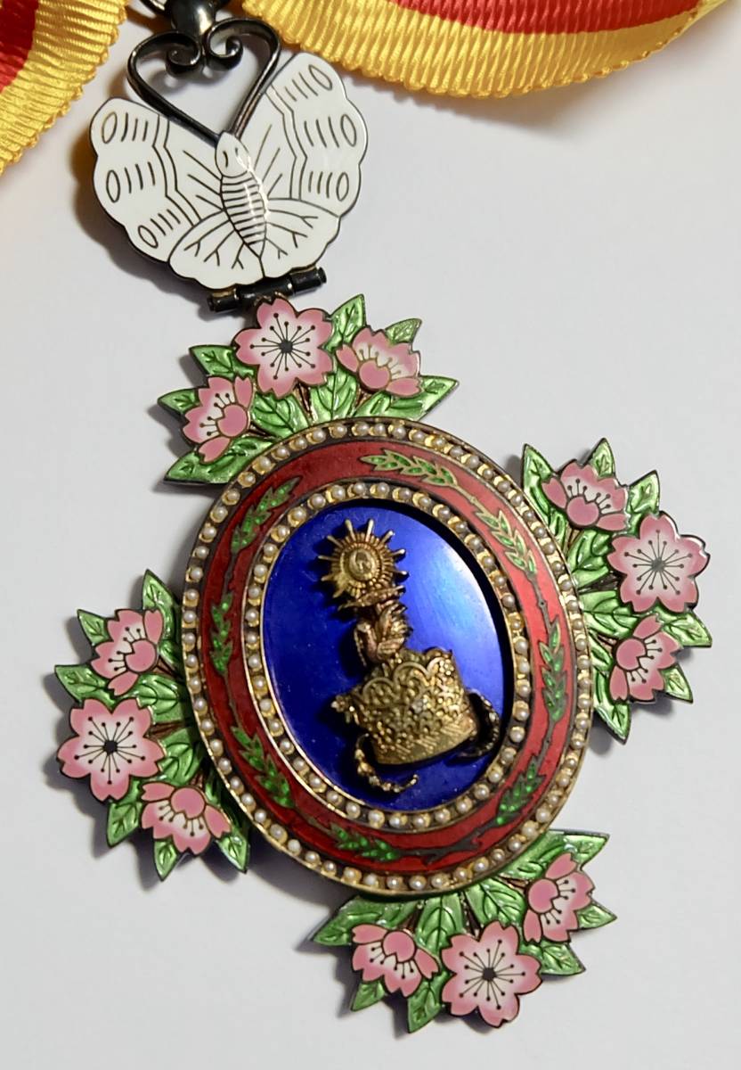 3rd Class Orders of Precious Crown/勲三等宝冠章 | Medals of Asia 3rd Class Orders of Precious Crown/勲三等宝冠章 | Medals of Asia