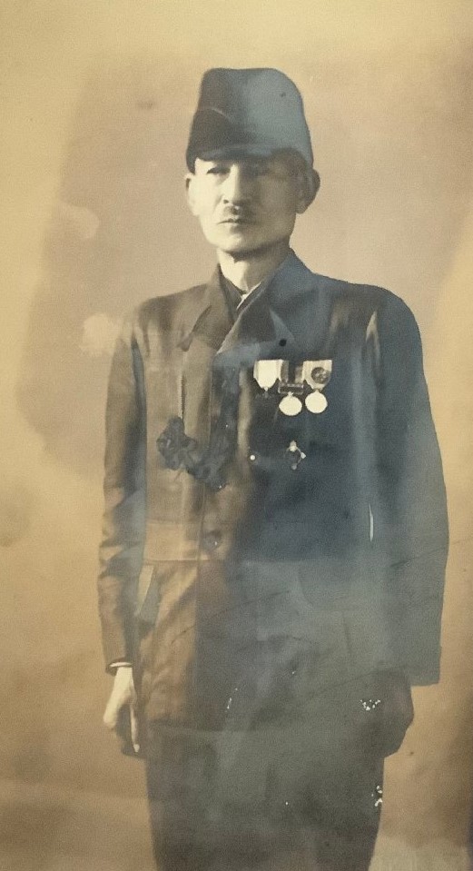 Imperial Soldiers' Relief Association Badge Photo.jpg Imperial Soldiers' Relief Association Badge Photo.jpg