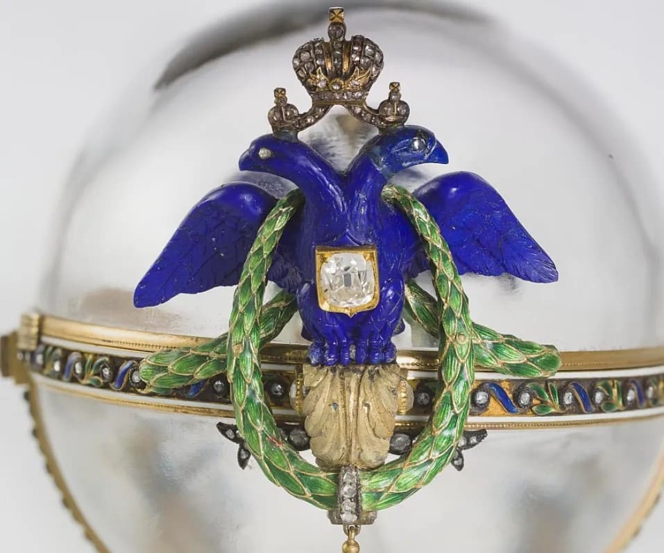 Яйцо пасхальное  с моделью яхты Штандарт.jpg