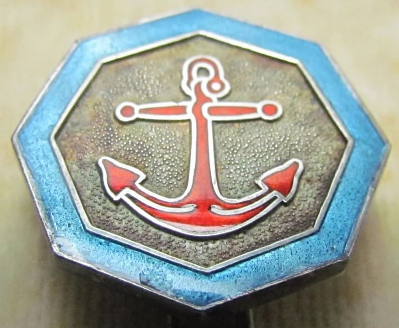 Japan  Seafarers Relief Association Diligent Badge.jpg