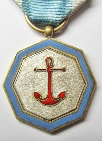 Japan Seafarers Relief Association Medal  日本海員掖濟會之章.jpg