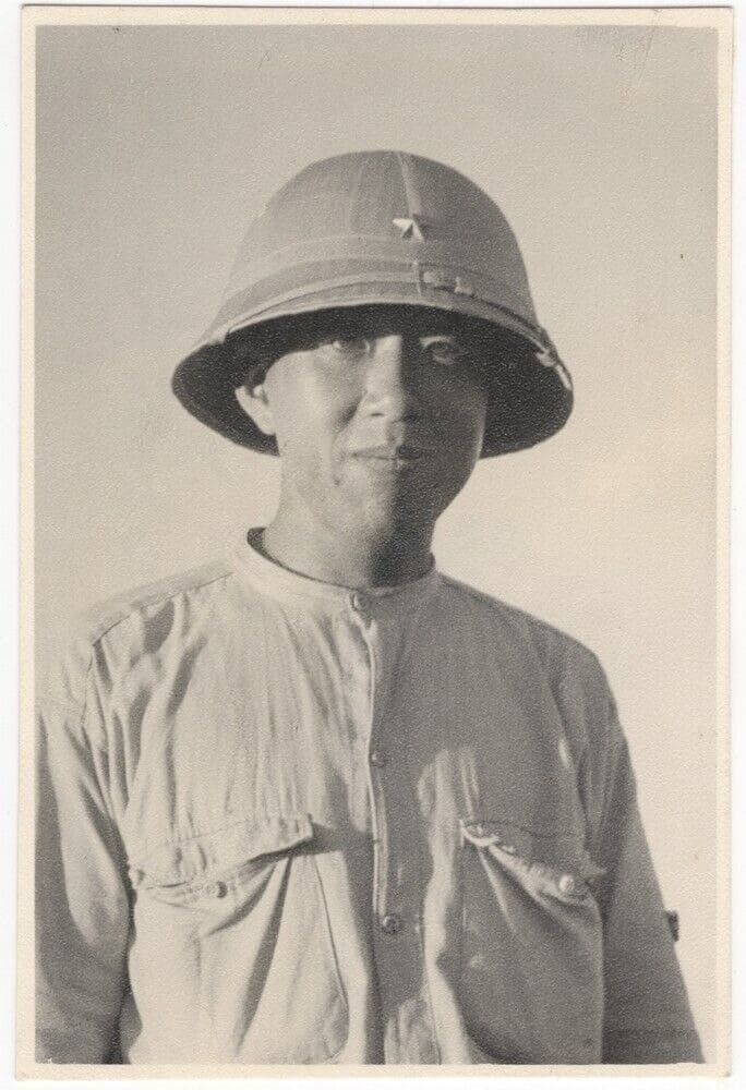 Japanese Army Sun Helmet photo.jpg