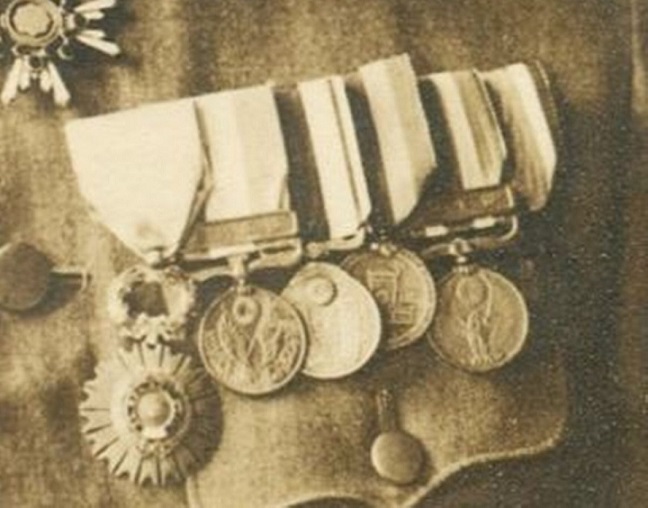 Japanese lieutenant colonel with Order of  the Sun of Peru.jpg