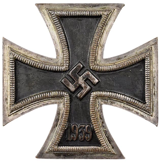 Japanese-made 1939 Iron Cross 1st class.jpg