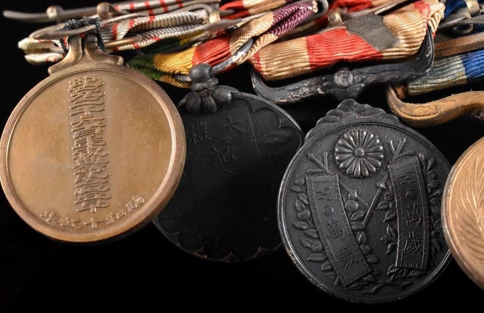 Japanese Medal bar  with 6th class Rising Sun order.jpg