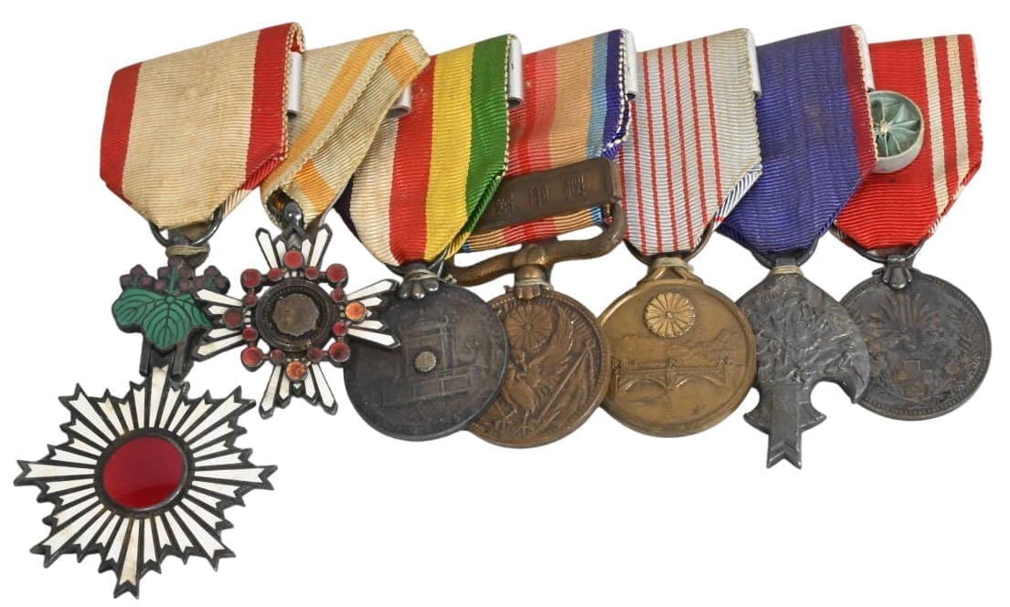 Japanese medal bar with 6th class Rising Sun order.jpg