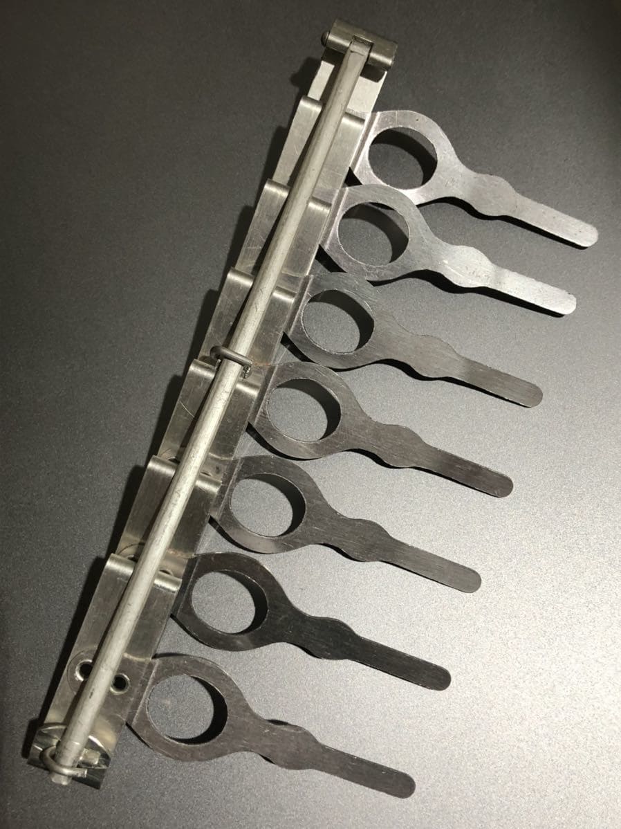 Japanese Medal_Hanger.jpg