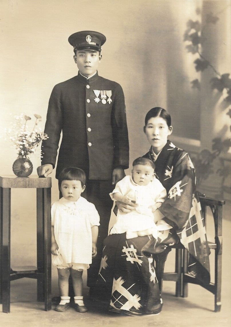 Japanese Naval Officer Family Photo.jpg