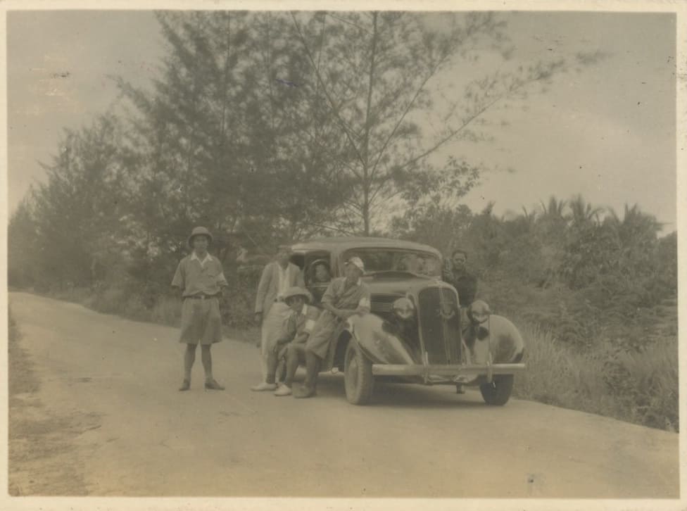Japanese Navy Vehicle Emblem c.1943.jpeg