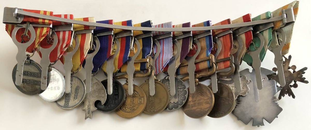 Japanese  NCO medal bar.jpg