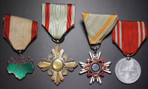 Japanese Pilot Awards of the Nomonhan Incident Veteran.jpg
