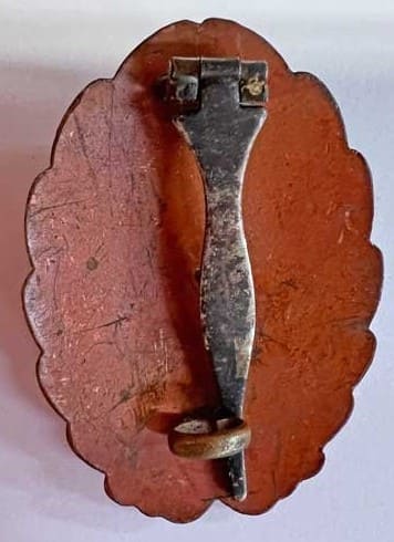 Japanese Pilot  Badge of 6th class Army Youth Pilot School Graduate.jpg