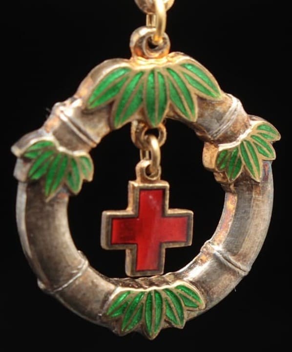 Japanese  Red Cross Society 3rd Class Charity  Badge.jpg