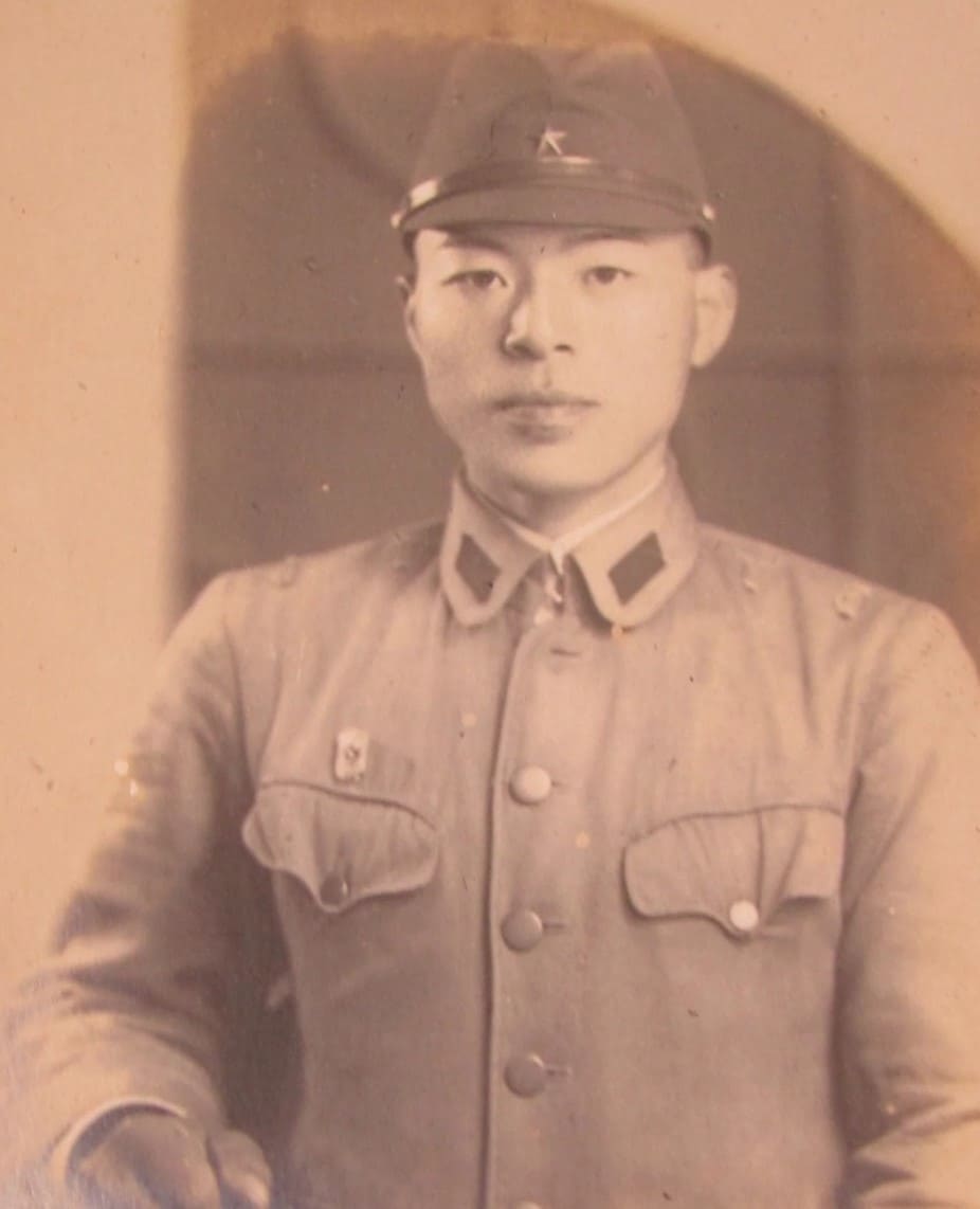 Japanese reservist badge photo.jpg