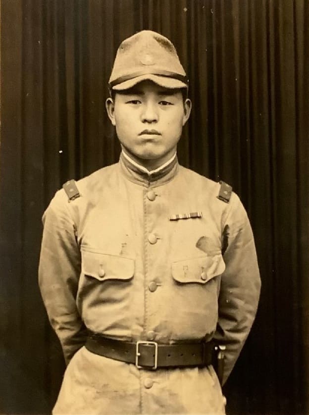 Japanese soldier with ribbon bar.jpg