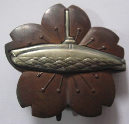 Japanese Submariner  Badge.jpg