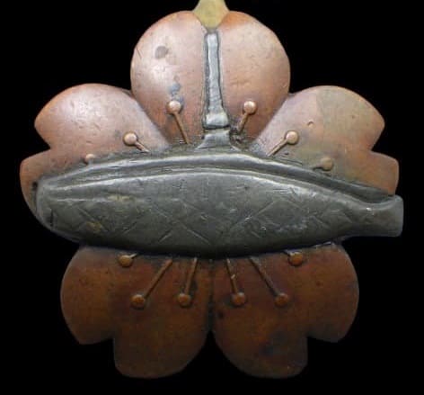 Japanese Submariner Badge with Replaced Hook.jpg