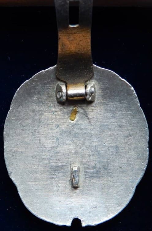 Japanese Tank and Armored Car Driver  Noncommissioned Officer's Badge.jpg